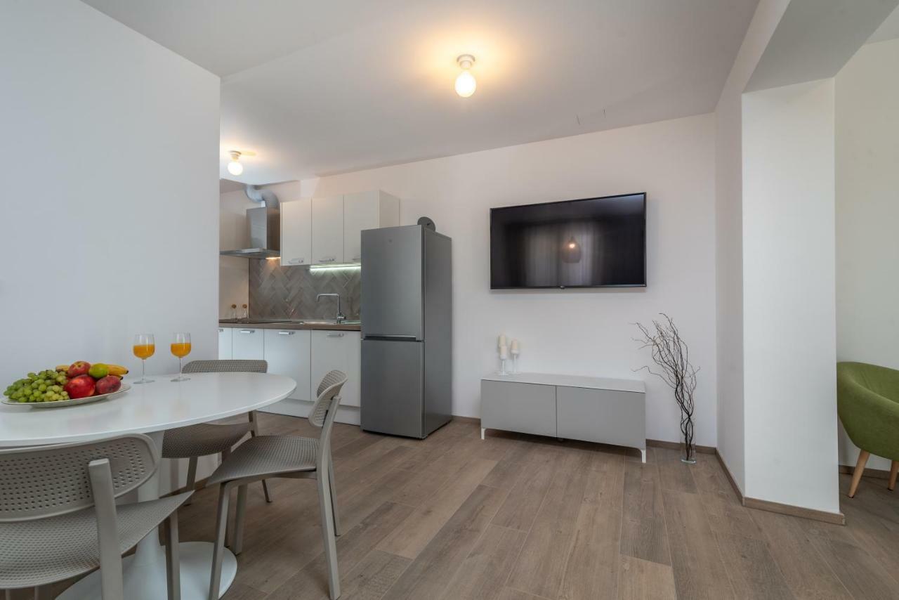 Apartments Flora Trogir Dış mekan fotoğraf