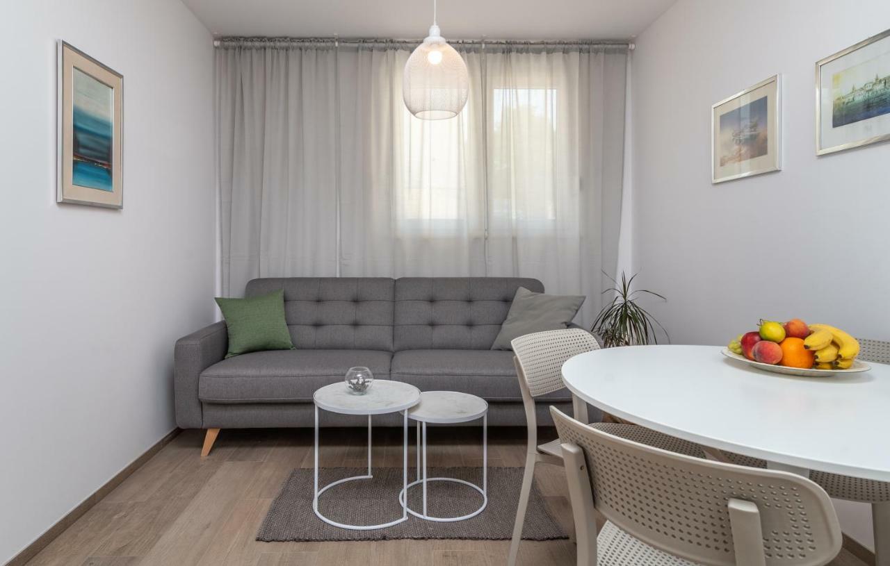 Apartments Flora Trogir Dış mekan fotoğraf