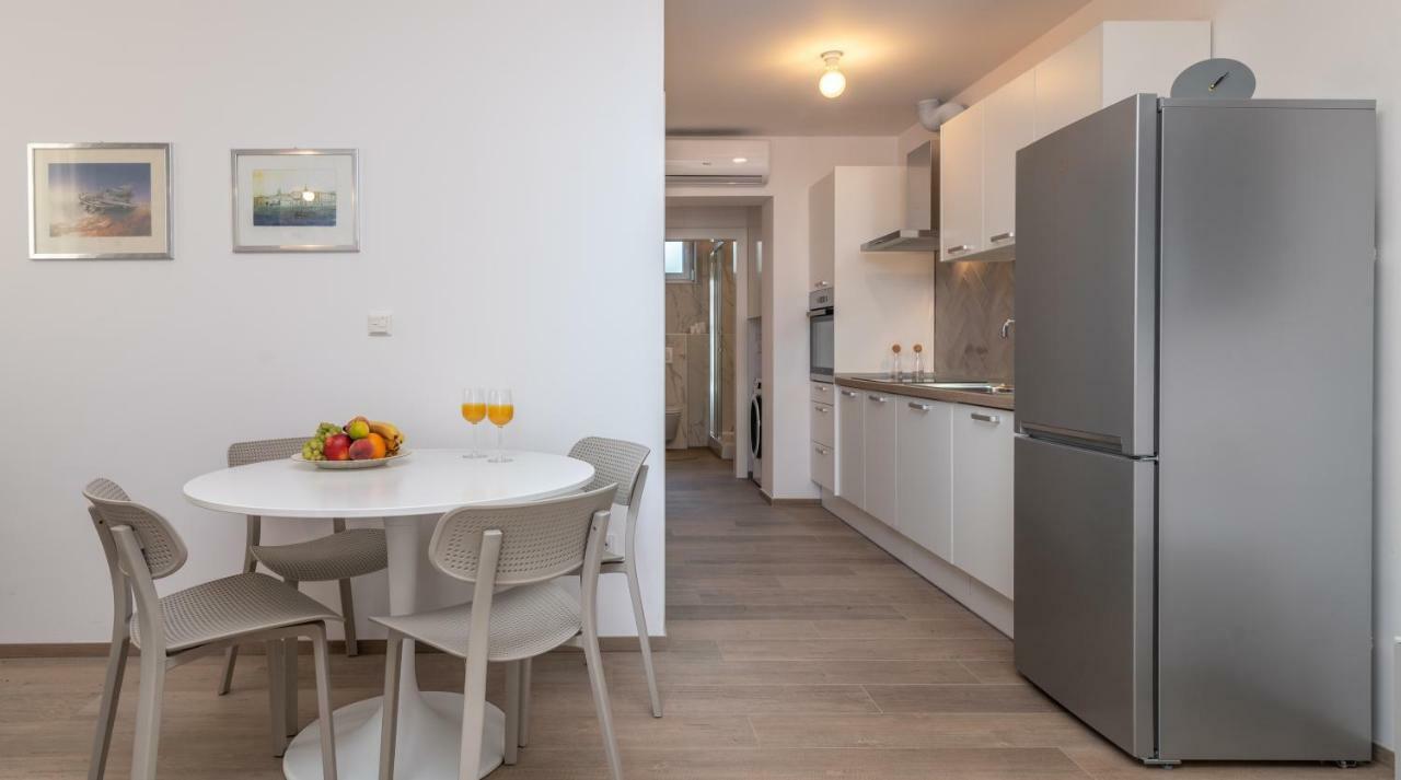 Apartments Flora Trogir Dış mekan fotoğraf