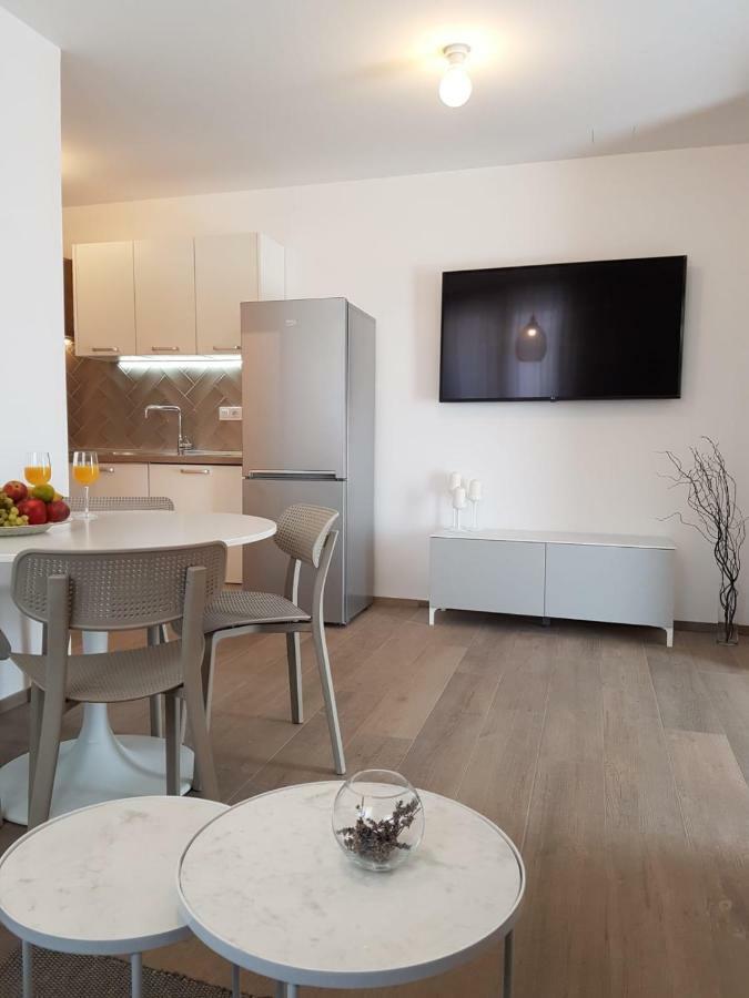 Apartments Flora Trogir Dış mekan fotoğraf