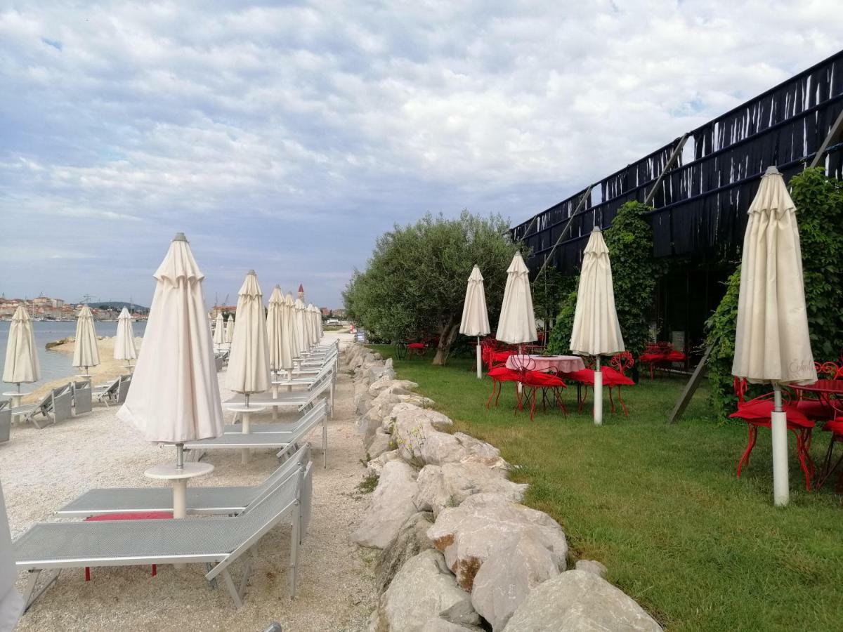 Apartments Flora Trogir Dış mekan fotoğraf